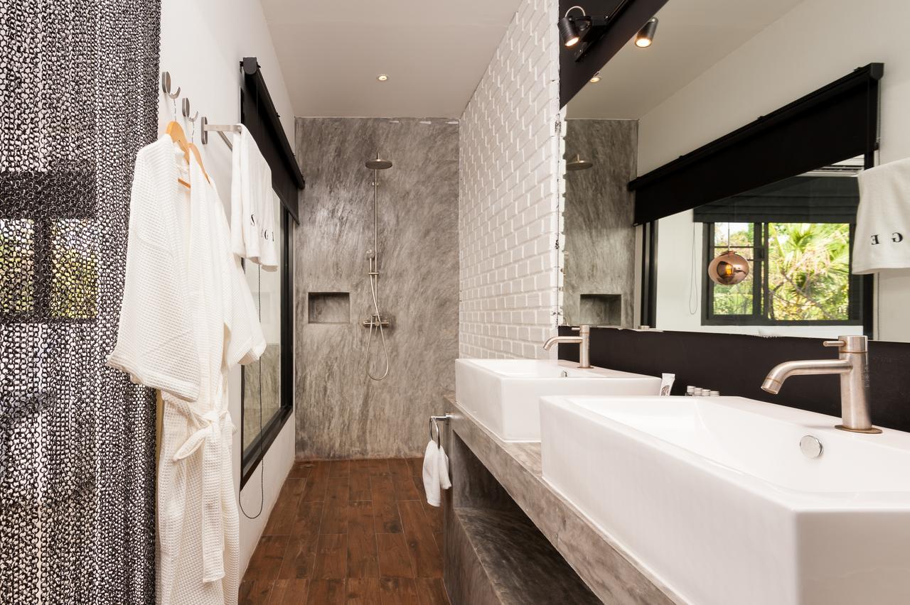 Deluxe Executive Suite,579375483:JPEG